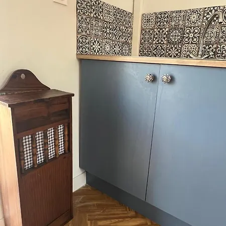 Maison Vigneronne - On A Vineyard, In The Winegrowers