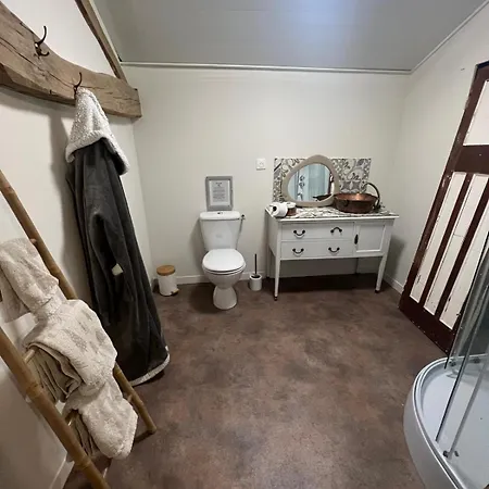 Maison Vigneronne - On A Vineyard, In The Winegrowers