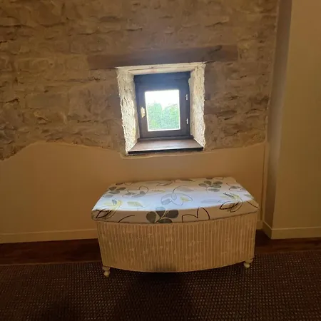 Maison Vigneronne - On A Vineyard, In The Winegrowers * Savigne